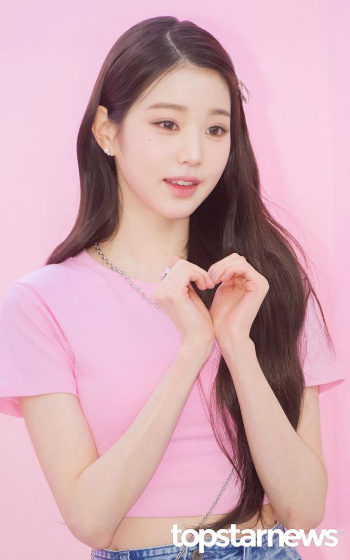 오늘자 슈콤마보니 X 바비 팝업스토어 간 아이브 장원영 기사사진 | 인스티즈