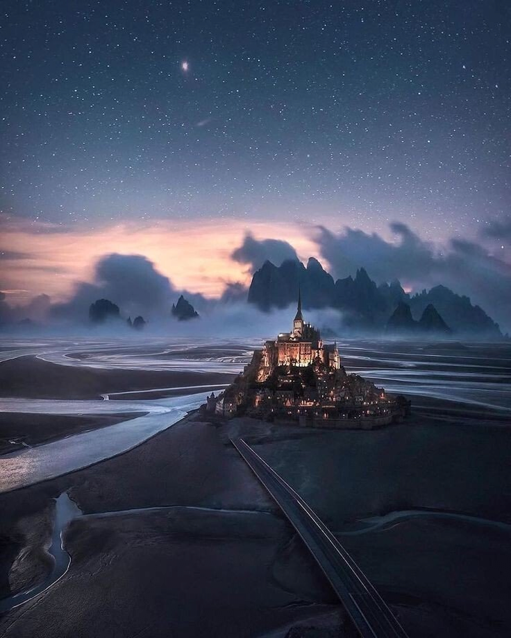라푼젤 성의 모티브가 된 몽생미셸 수도원...jpg | 인스티즈
