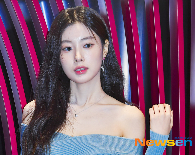 성숙한 캐릭터도 잘 소화할듯한 오늘자 강혜원 폼 | 인스티즈