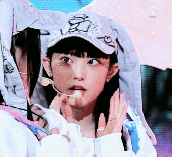 뉴진스 해린: 언니.. 우리 안녕...할까요? | 인스티즈