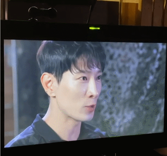 영화 찍는증인 에이전트 H.gif | 인스티즈