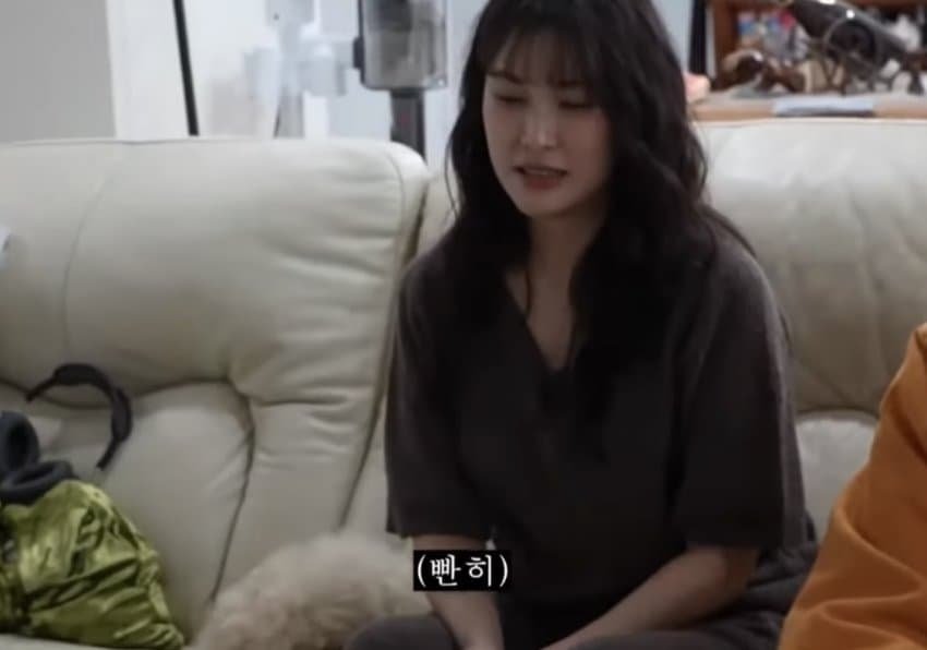 조나단한테 2분안에 되냐고 묻는 박규리 | 인스티즈