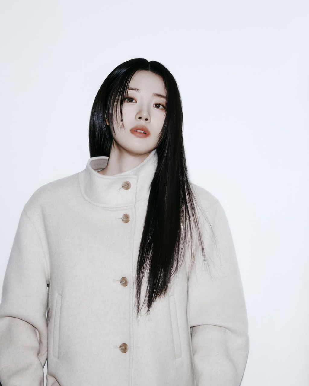 꽤 이쁘게 생긴 배우 신시아 | 인스티즈