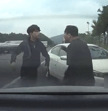 고속도로 현피 레전드.gif | 인스티즈