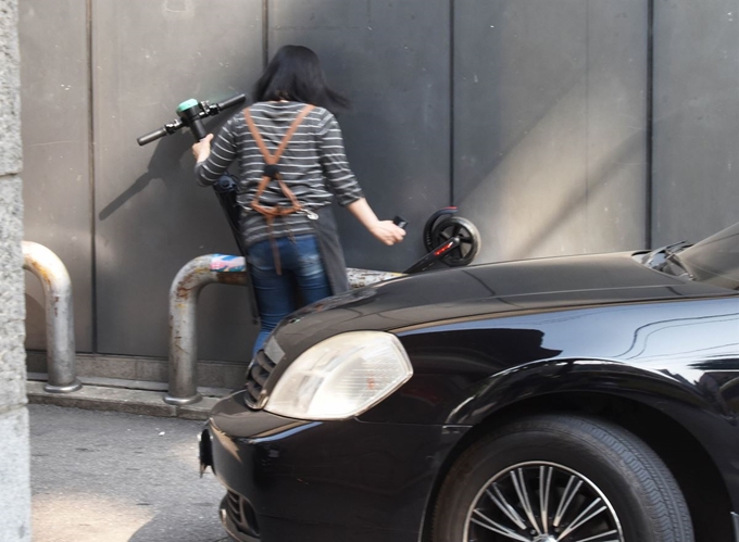 공유 전동킥보드의 치명적 허점 | 인스티즈