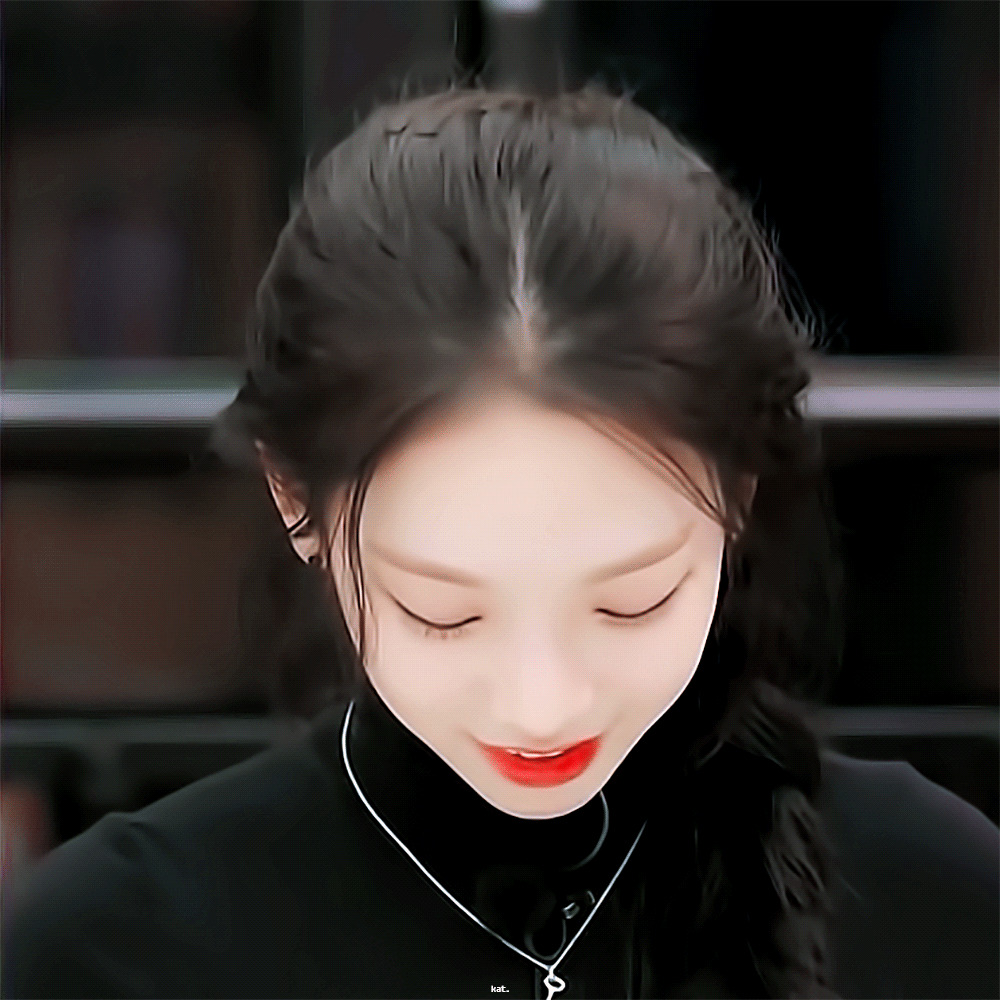 (스압)은근 귀여운 카리나.gif | 인스티즈