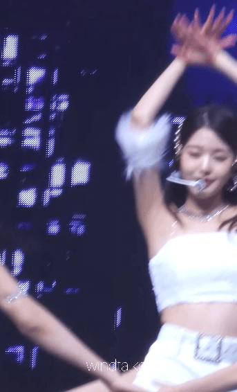 백옥같은 장원영 겨.gif | 인스티즈