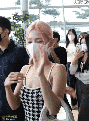 하다하다 이제는 쇄골 모양으로 여돌까는 네이트판 | 인스티즈