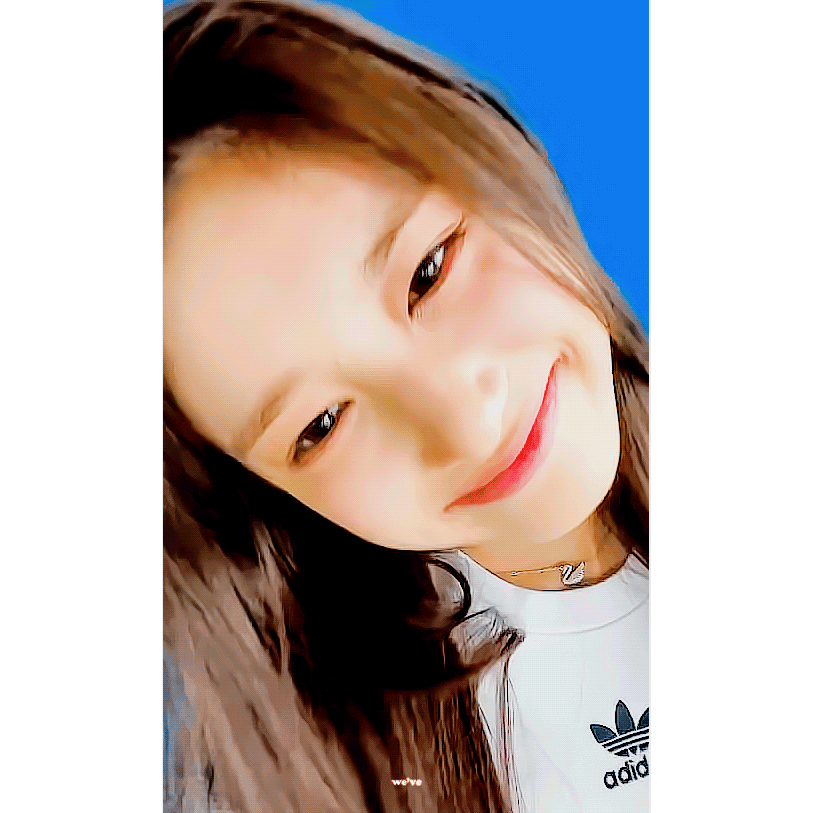 아이브(IVE) SHOW WHAT I HAVE 영상 속 이서.jpgif | 인스티즈