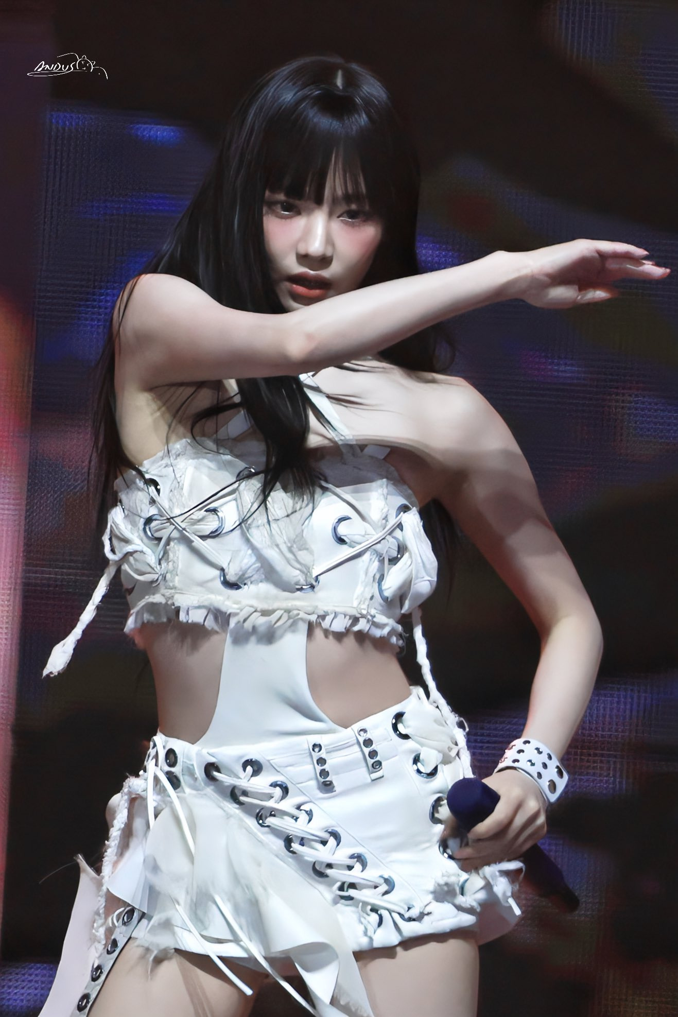 긴 생머리한 에스파 닝닝 | 인스티즈