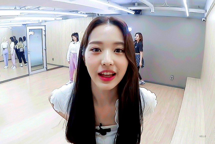 영어 유치원 출신 + 경력직 신인 아이돌이 외국인 팬을 라디오를 통해 만났을 때.mp4 | 인스티즈