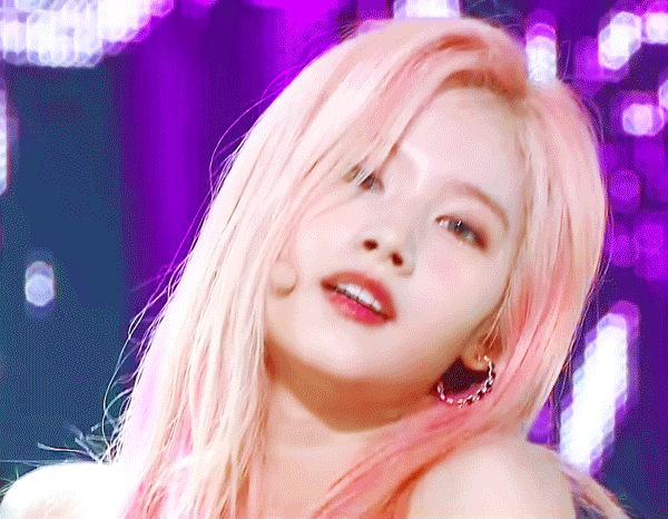 핑크색 머리가 가장 잘 어울리는 여자아이돌 걸그룹 멤버는? .gif | 인스티즈