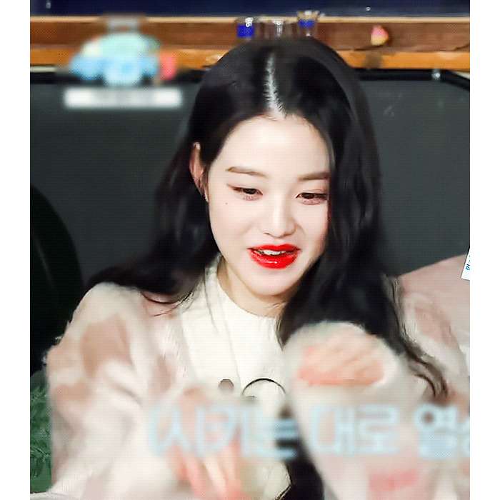 생애 첫 패러글라이딩 타고 엄청 신난 아이즈원 장원영.gif | 인스티즈