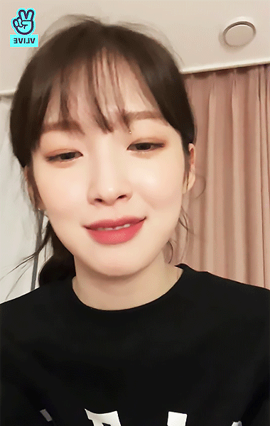 브이앱 하는 오마이걸 아린.gif | 인스티즈
