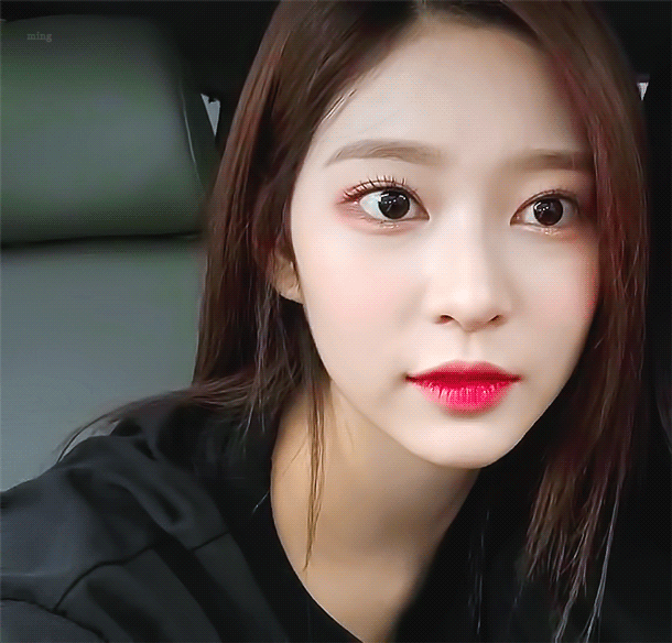 아이즈원 민주 얼굴 근황ㄷㄷㄷ.gif (스압) | 인스티즈