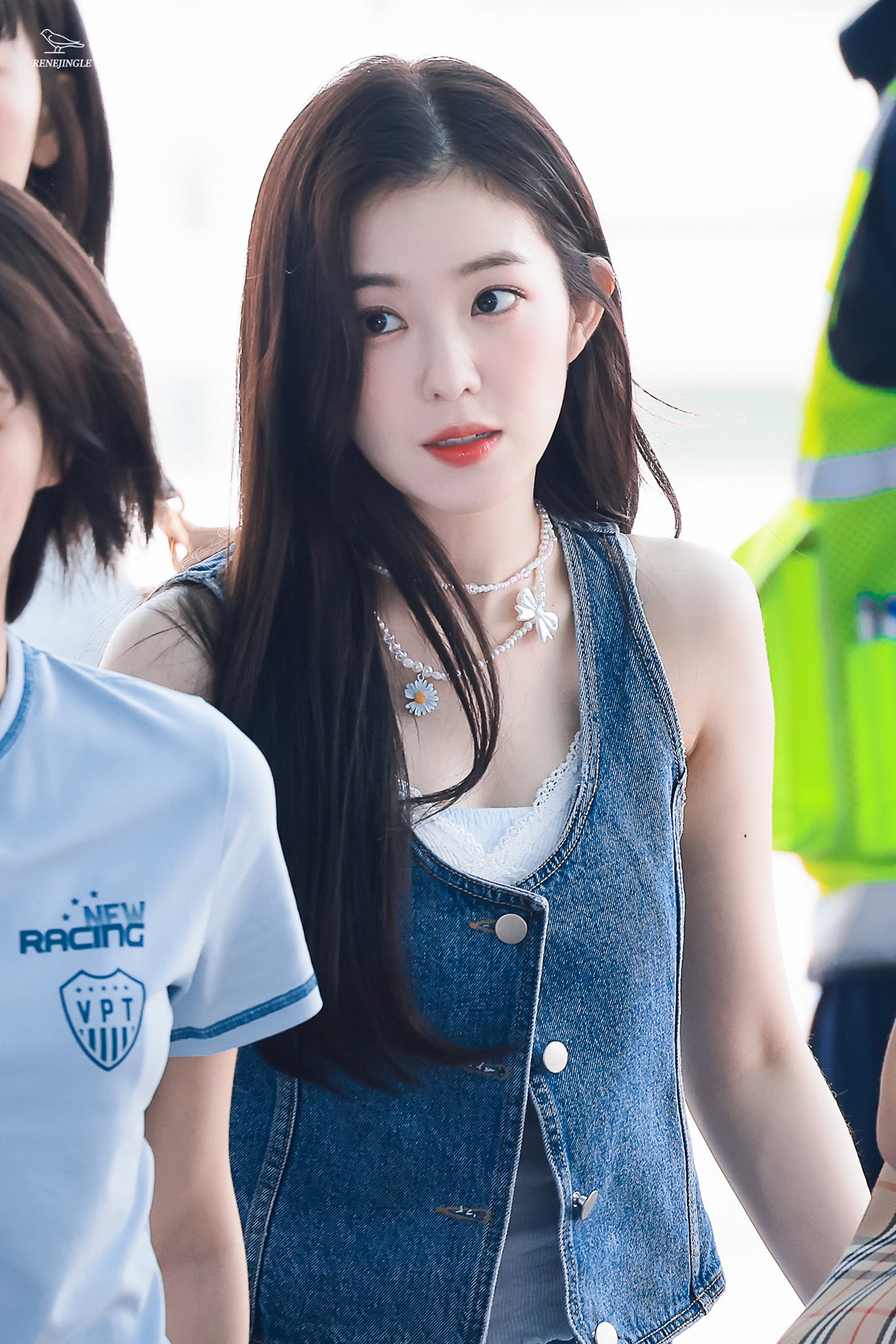 최근 공항 출국하는 아이린.jpgif | 인스티즈