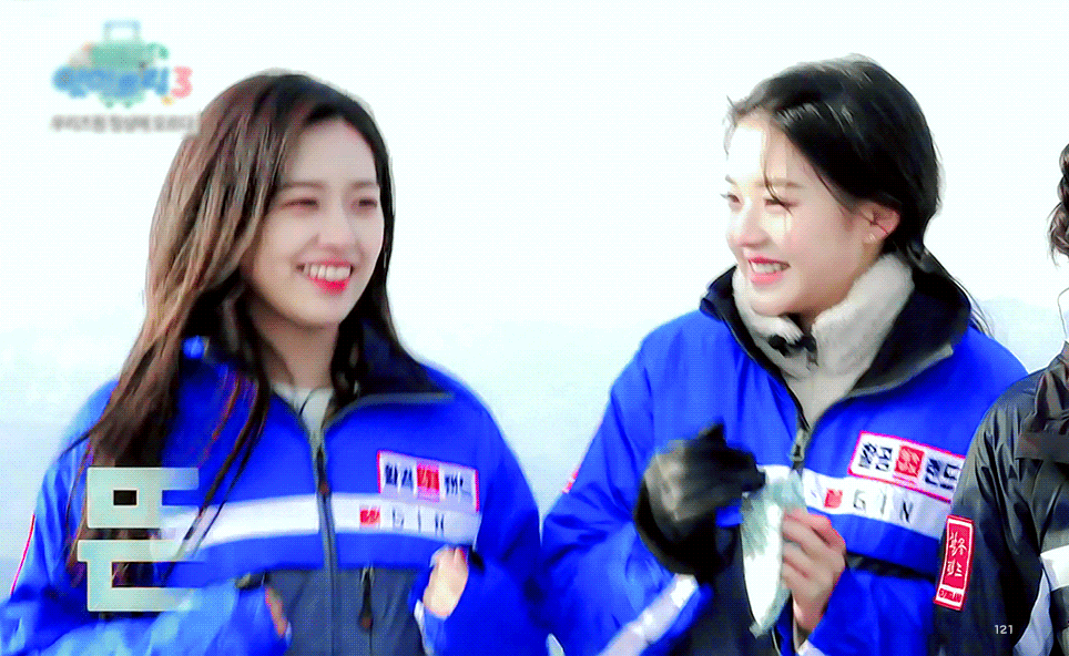 생애 첫 패러글라이딩 타고 엄청 신난 아이즈원 장원영.gif | 인스티즈