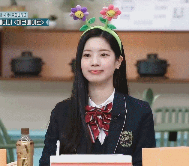 태연 대타로 놀토 나왓는데 내기져서 분장한 다현.gif | 인스티즈