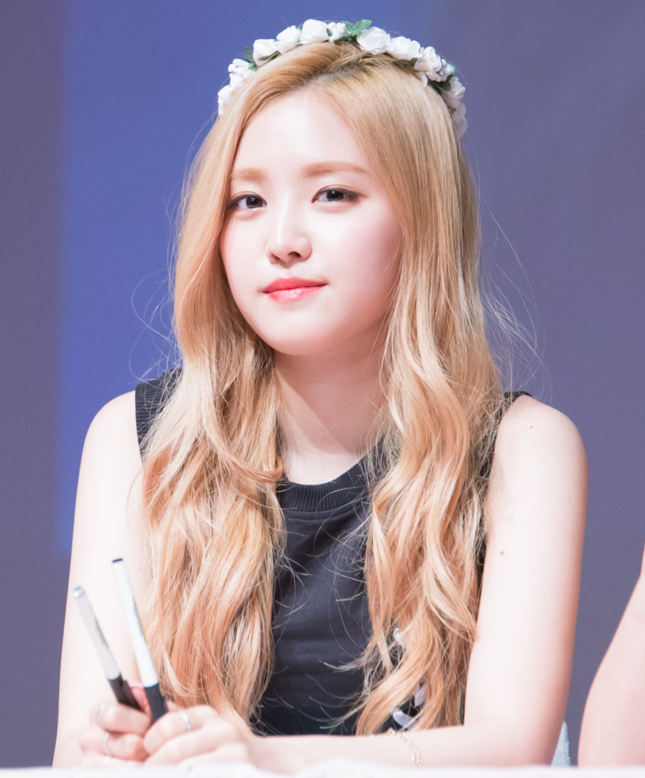 데뷔 초 청순했던 손나은...jpg | 인스티즈