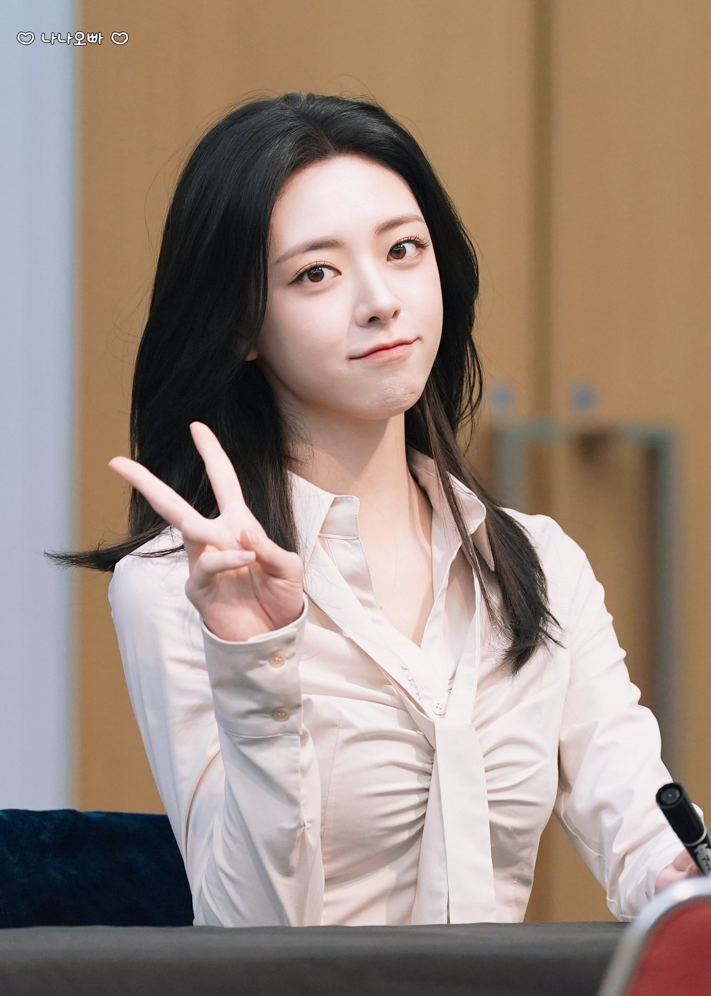 (스압)여자여자한 ITZY 유나.jpgif | 인스티즈