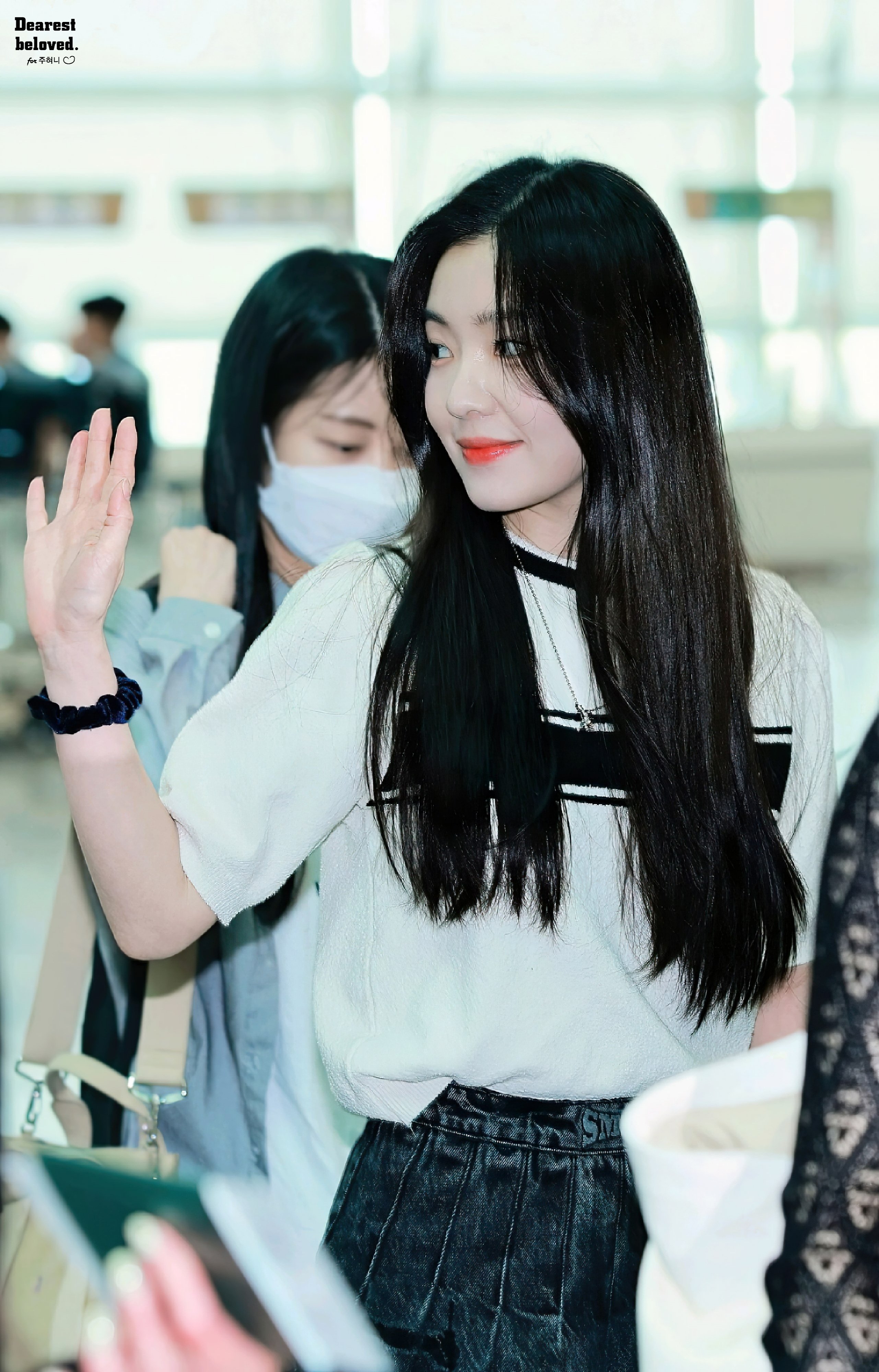 최근 공항 출국하는 아이린.jpgif | 인스티즈