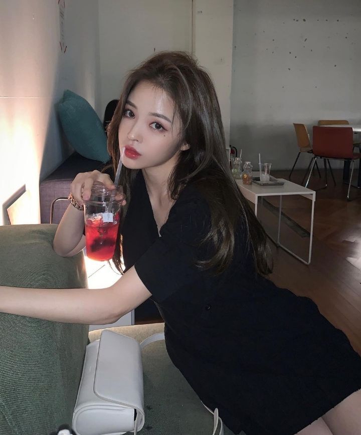 웃는게 이쁜 모델 | 인스티즈