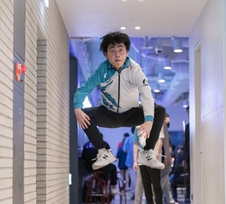 dea11a6b4dea23b107fffe9b589a6af1d4759558