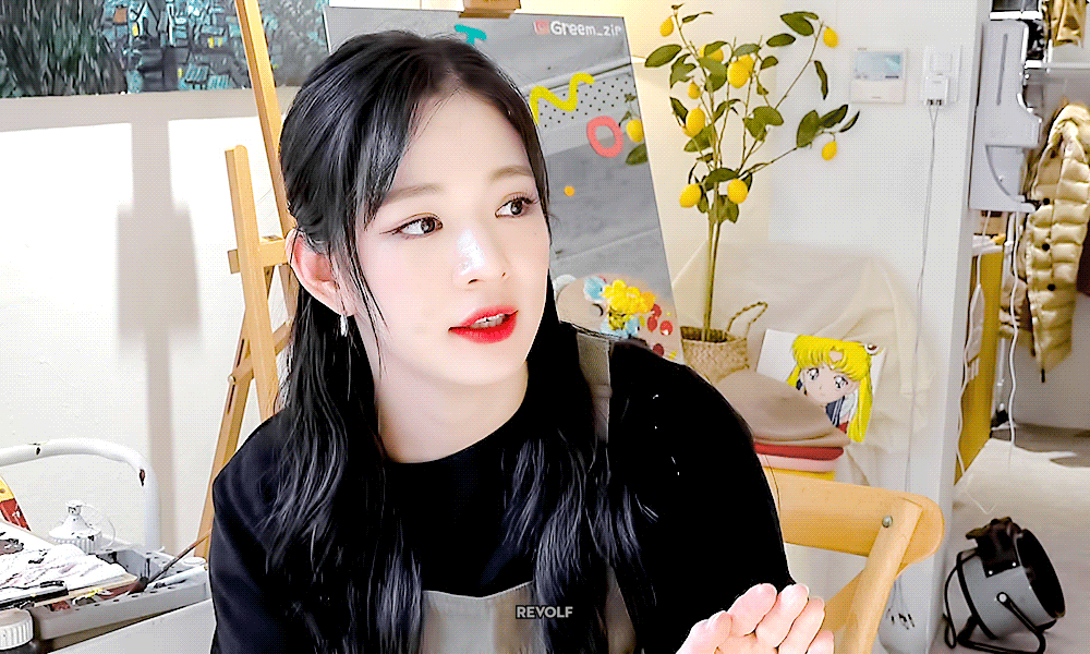 (스압)얼굴도 몸매도 이쁜 프로미스나인 이채영.jpgif | 인스티즈