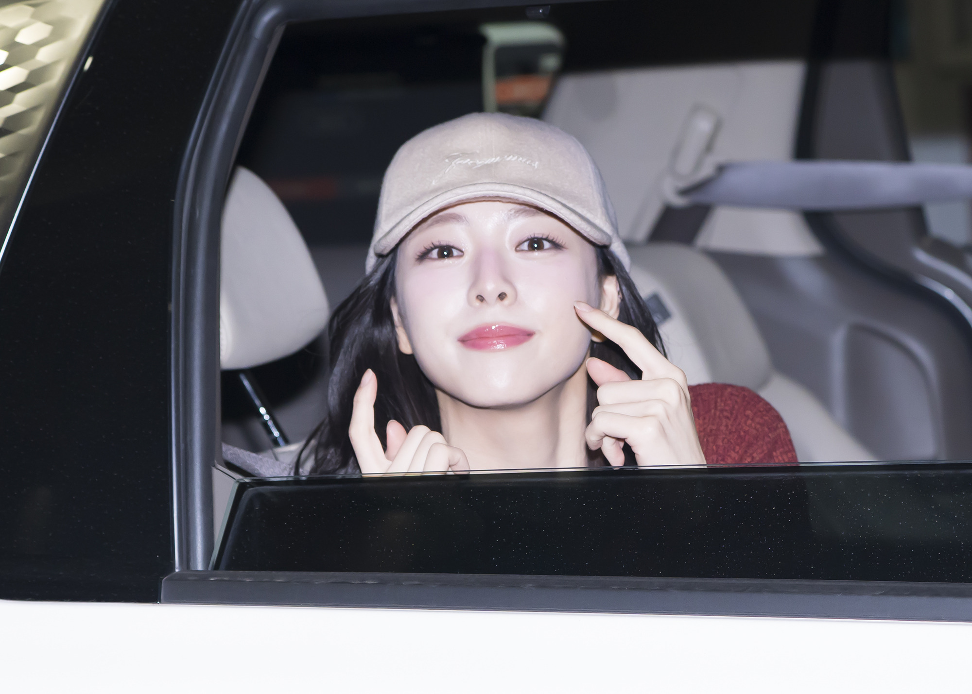 (스압)여자여자한 ITZY 유나.jpgif | 인스티즈