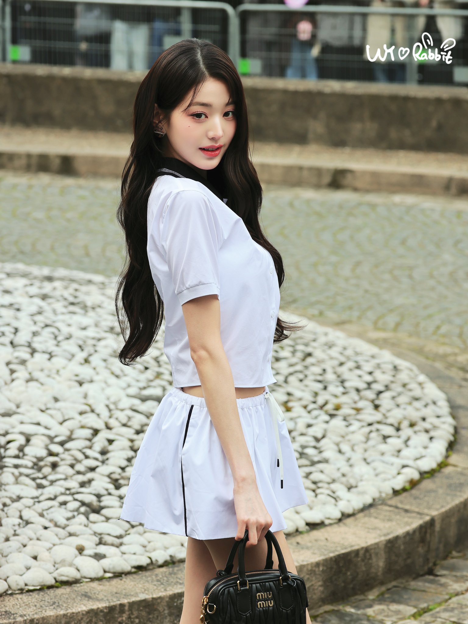 오늘자 파리패션위크 미우미우쇼 아이브 장원영 | 인스티즈