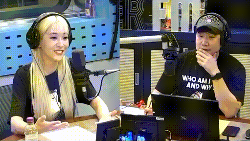 배텐 첫 생방송에서 역대급 대참사를 기록한 러블리즈 지애(부제 : 포크의 복수) | 인스티즈