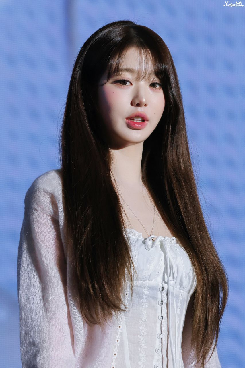 비주얼 살벌하다는 어제자 아이브 장원영 | 인스티즈