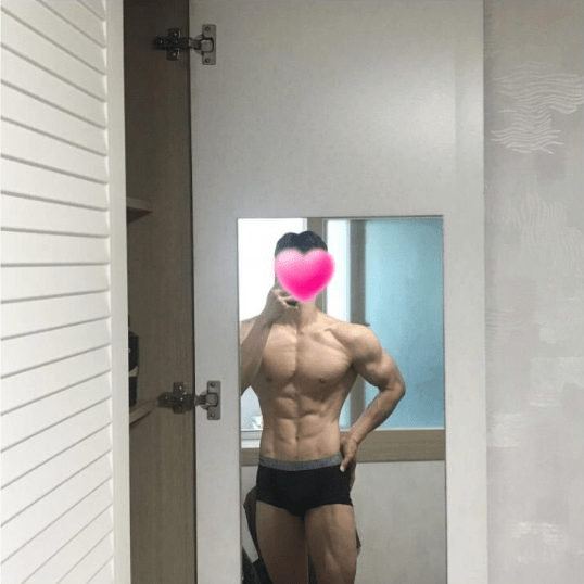 헬스갤러리에 뜬 몸짱 | 인스티즈