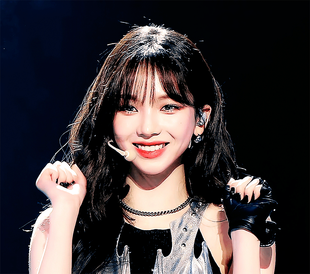 (스압)은근 귀여운 카리나.gif | 인스티즈