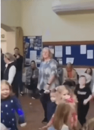 놀 줄 아는 아가 | 인스티즈