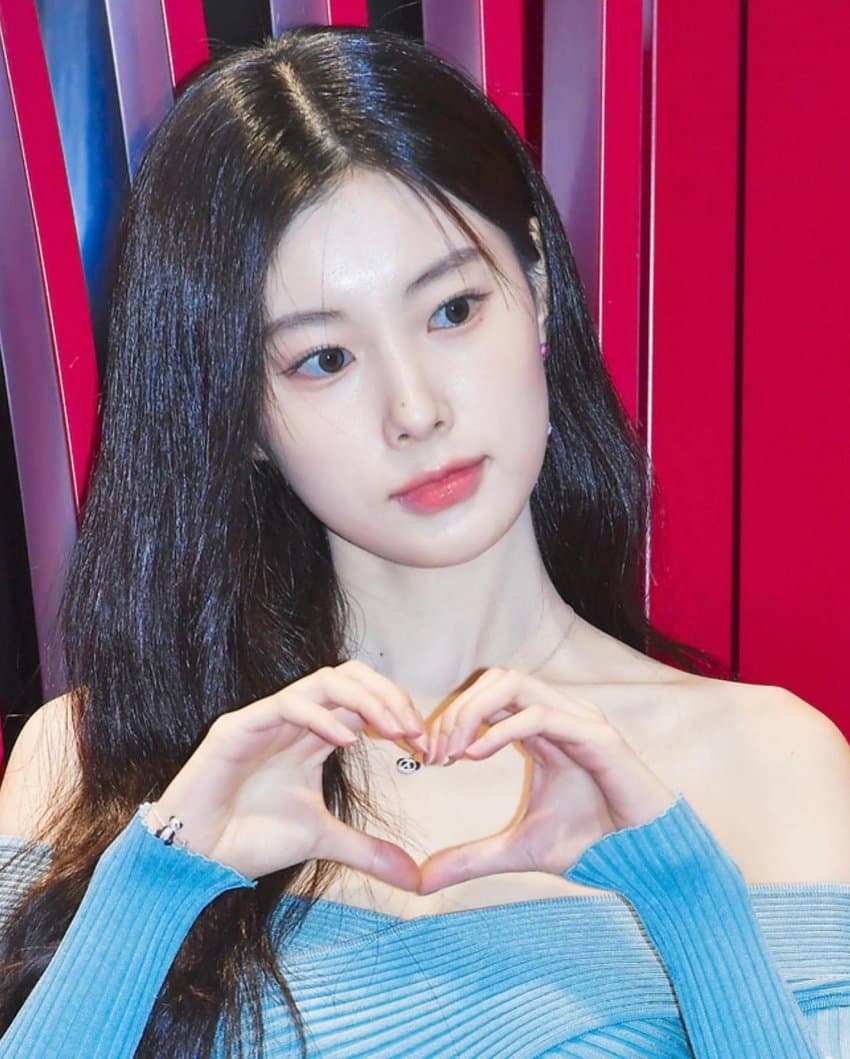 성숙한 캐릭터도 잘 소화할듯한 오늘자 강혜원 폼 | 인스티즈