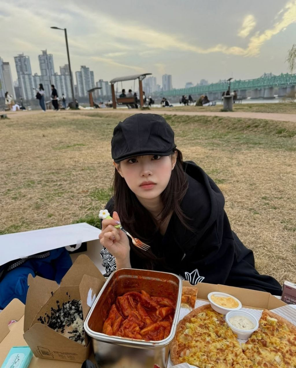 나대서 그렇지 가만보면 이쁜 츄 | 인스티즈