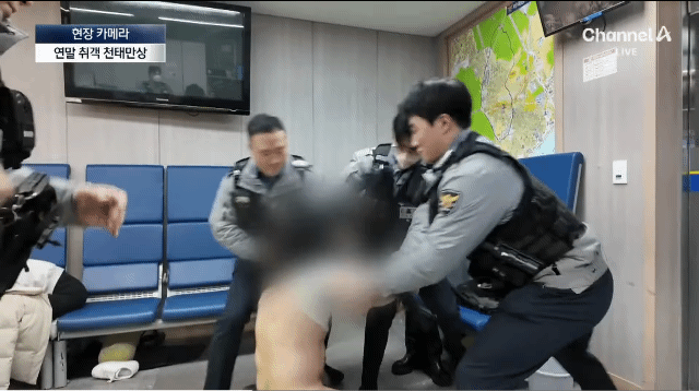 연말 취객으로 고생중이라는 경찰 순경들 | 인스티즈