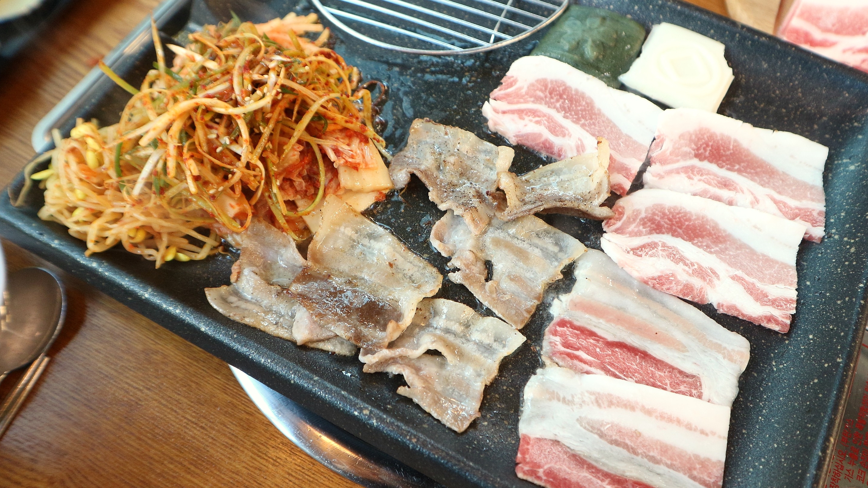 삼겹살 두툼한거vs얇은거 | 인스티즈