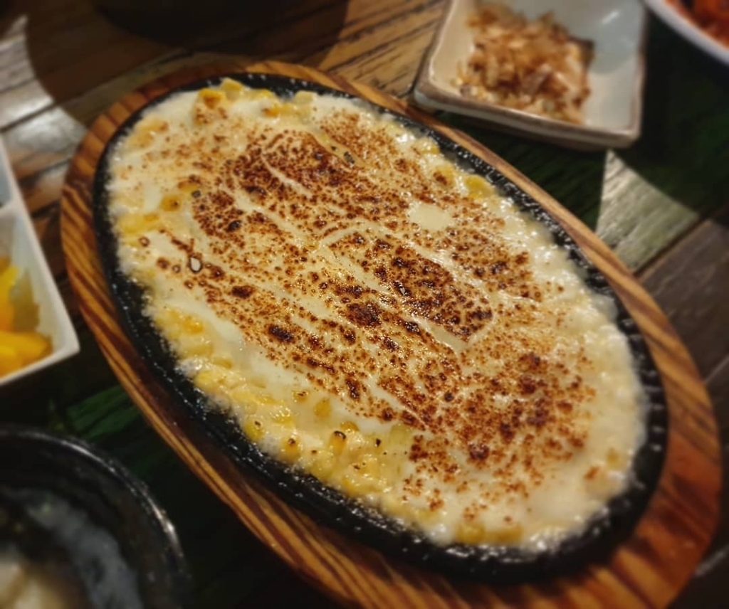 식당에서 나오는 철판 옥수수콘치즈......jpg | 인스티즈