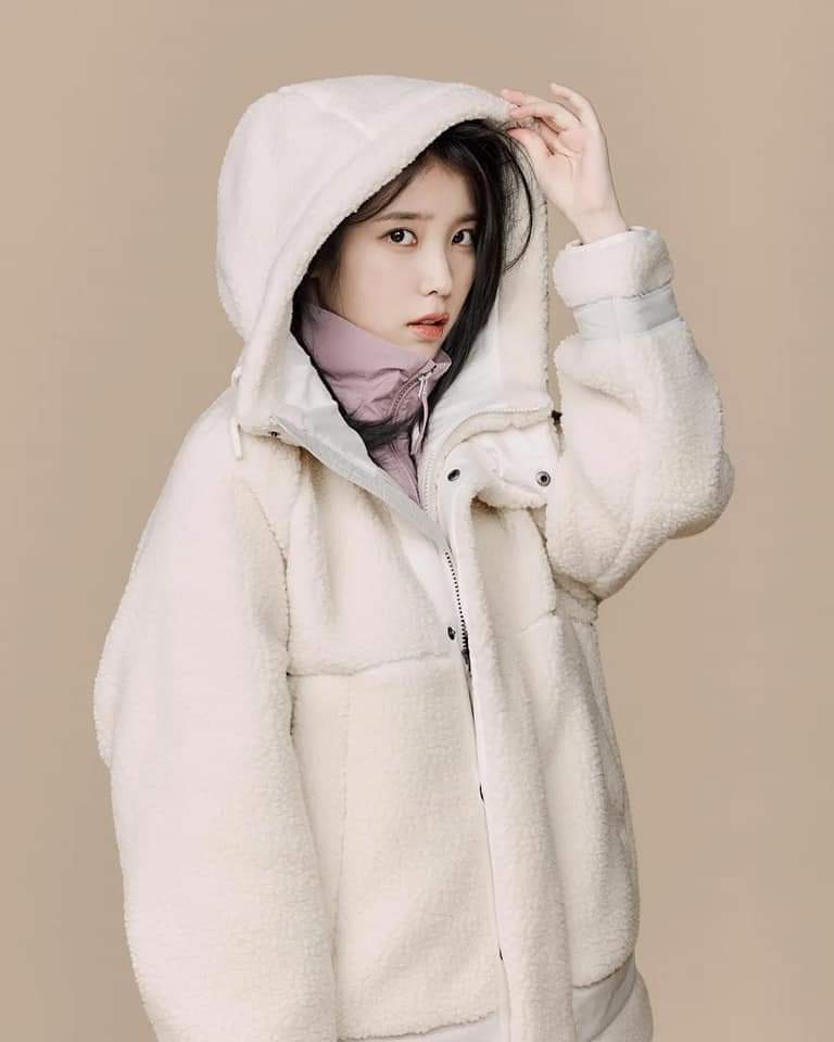 따땃해 보이는 블랙야크 아이유.jpg | 인스티즈