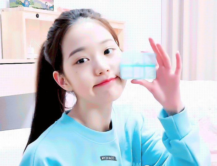 아직도 애기 같은 아이브 장원영.gif | 인스티즈