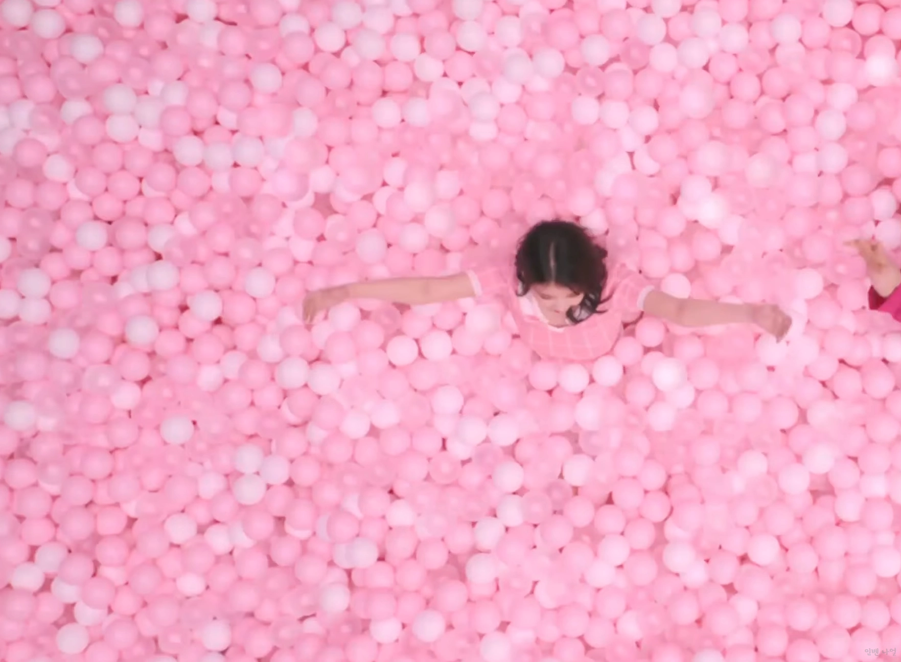 핑크 아이유 | 인스티즈