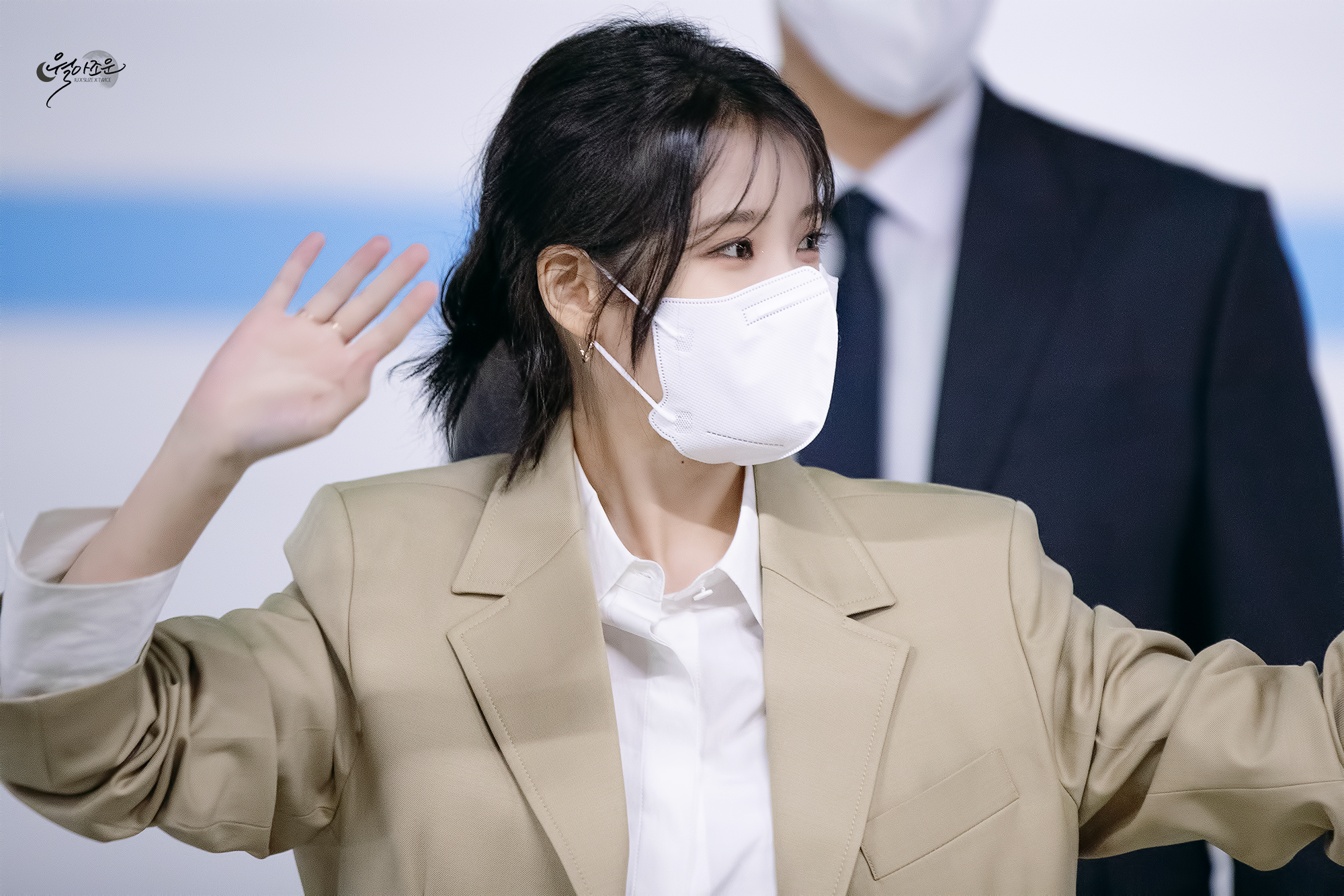 (스압)최근 아이유 미모 ㄷㄷㄷ.jpgif | 인스티즈