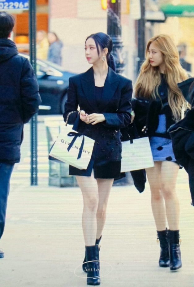 뉴욕에 간 카리나에겐 감동이 있다.gif | 인스티즈