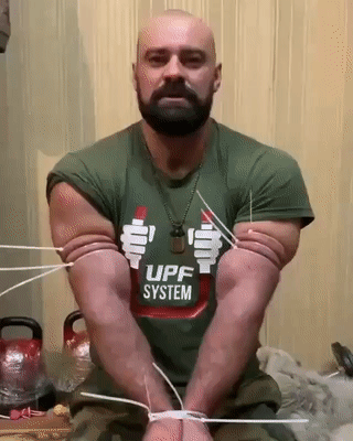 케이블 타이를 힘으로 풀어버리는 상남자.gif | 인스티즈