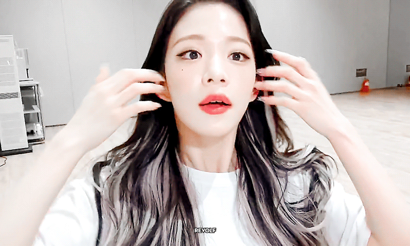 (스압)얼굴도 몸매도 이쁜 프로미스나인 이채영.jpgif | 인스티즈