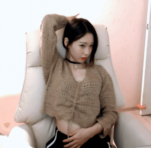 진주몬 피셜, 사람들에게 호불호 갈린다는 14kg 벌크업 버전.gif | 인스티즈