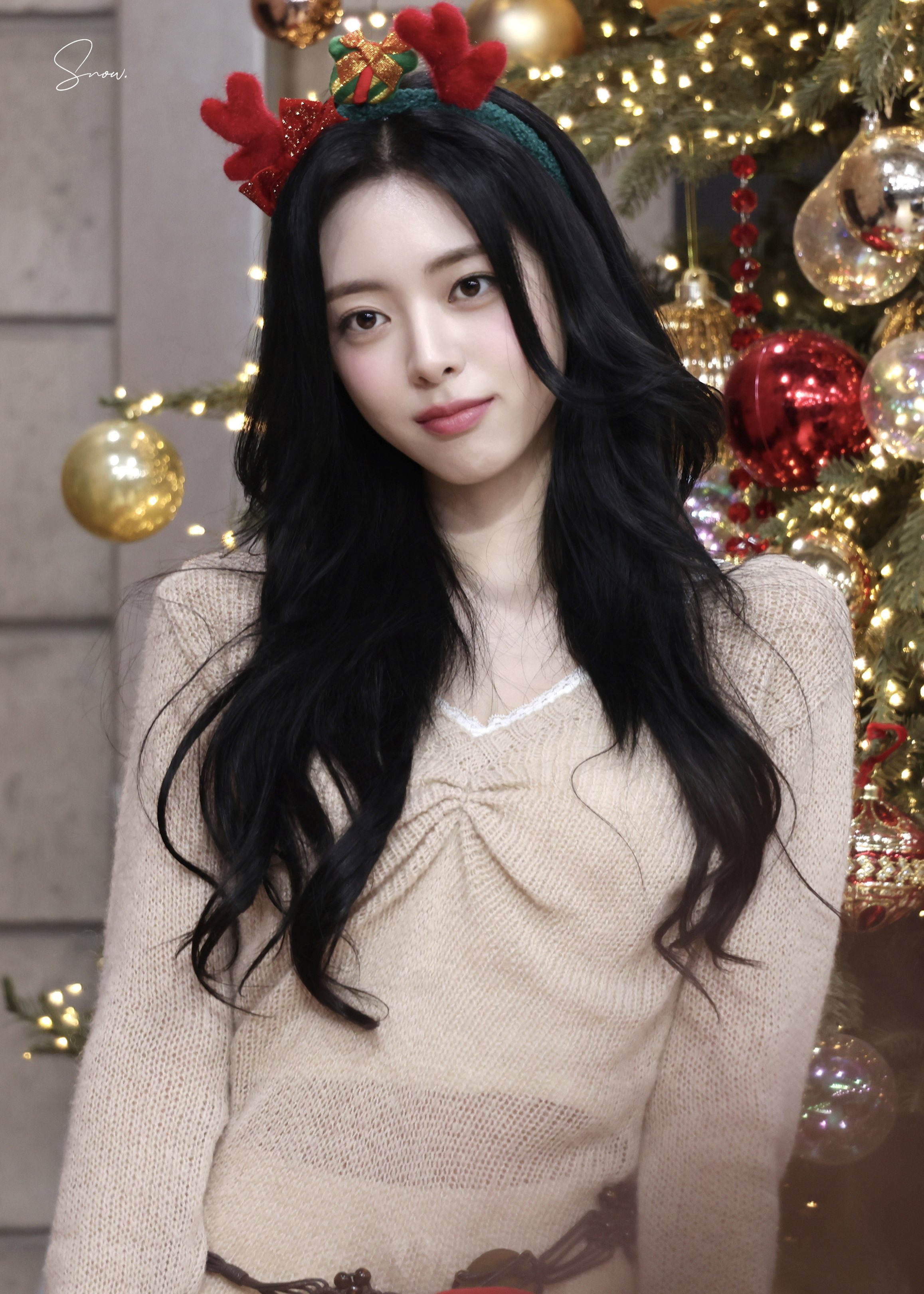 (스압)여자여자한 ITZY 유나.jpgif | 인스티즈