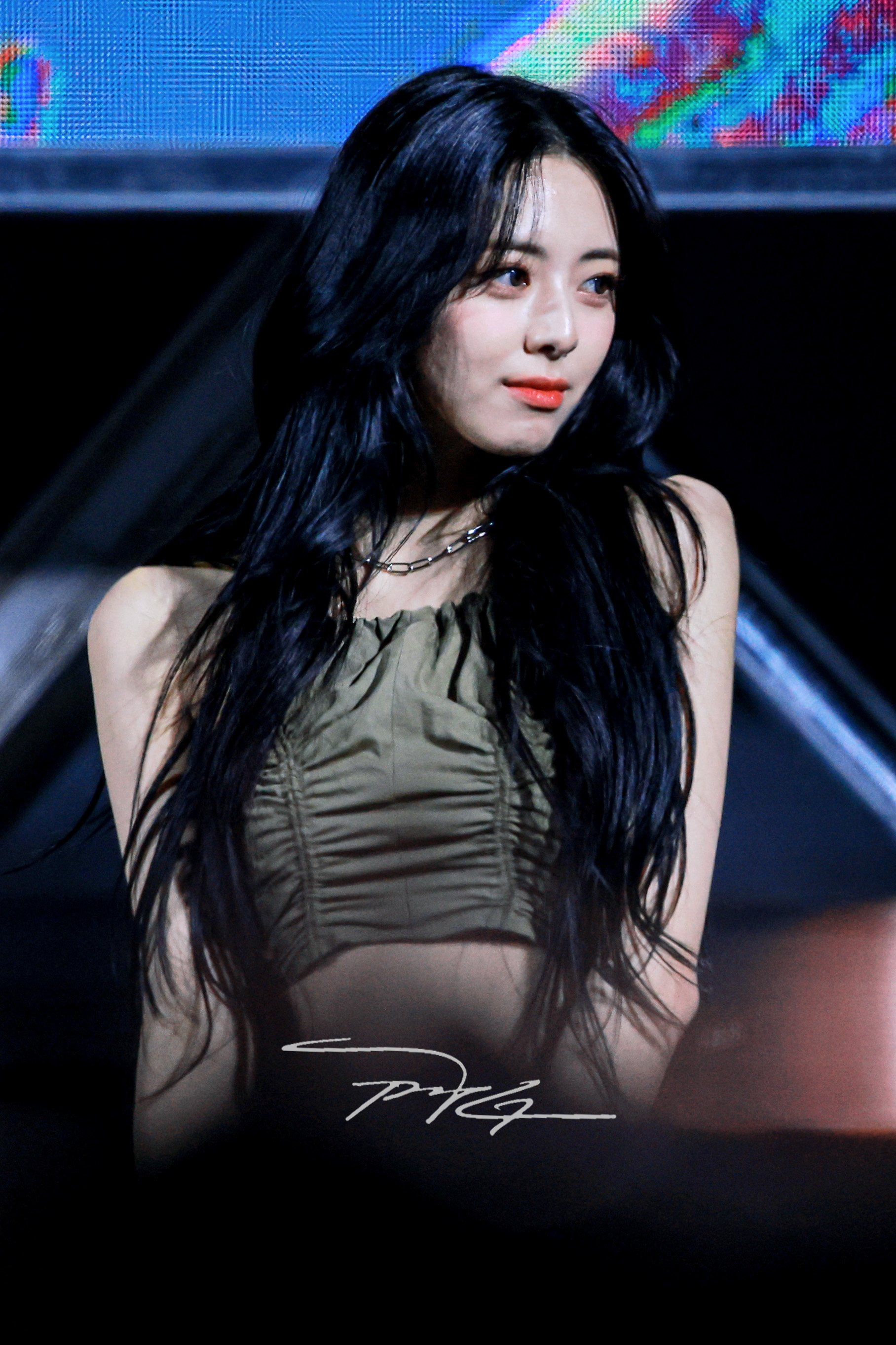 (스압)여자여자한 ITZY 유나.jpgif | 인스티즈